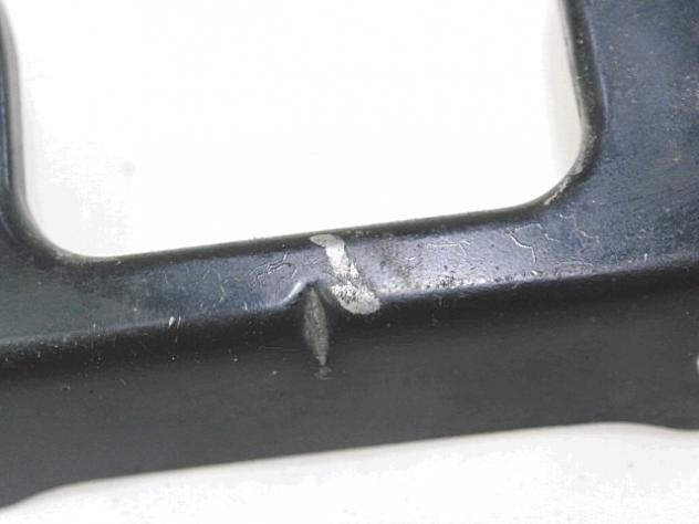 SUPPORTO ANTERIORE SERBATOIO SUZUKI GSR 600 2006 - 2011 4416044G00 FRONT FUEL TANK BRACKET LEGGERA AMMACCATURA - Foto 3