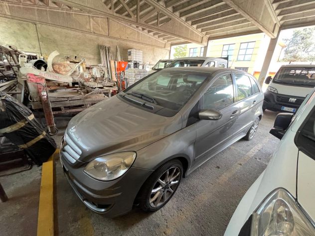 Autovettura Mercedes Classe B 180CDI - Foto 6