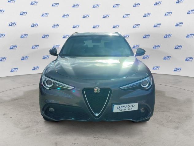 Alfa Romeo Stelvio 2.2 t Business Q4 190cv auto - Foto 6