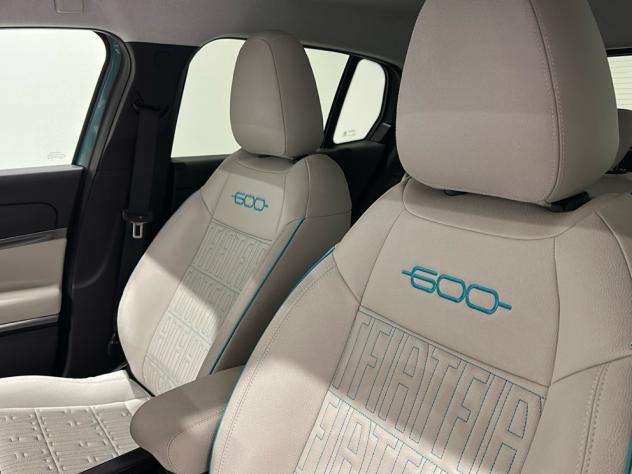 FIAT 600 600 Hybrid 110 CV DCT MHEV La Prima**IN ARRIVO** - Foto 10