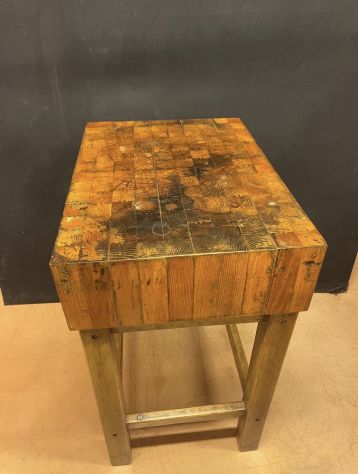 Ceppo in legno da macellaio restaurato