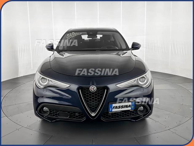 Alfa Romeo Stelvio Stelvio 2.2 t Business Q4 190cv auto - Foto 2