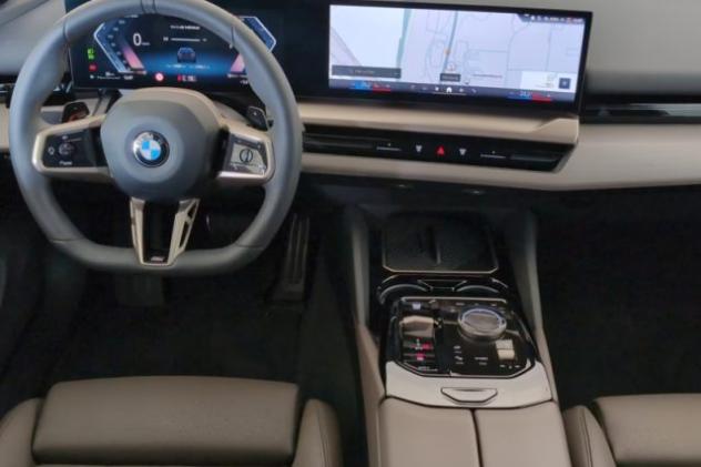 BMW 520 d 48V sDrive Touring Msport rif. 24048994 - Foto 4