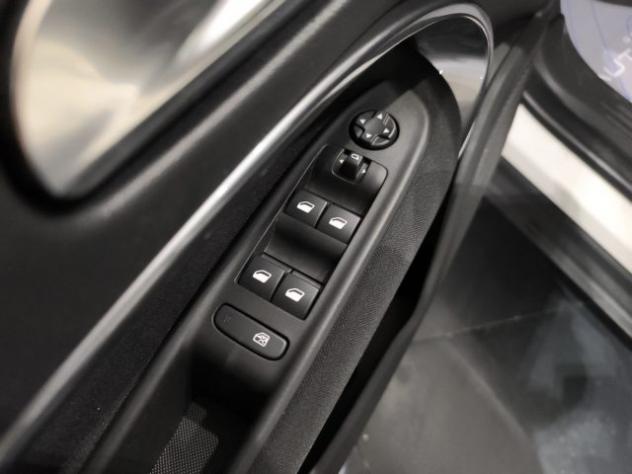FIAT 600 Hybrid 100cv DCT MHEV Icon rif. 24139155 - Foto 8
