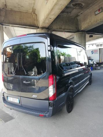 Ford Transit 350 2.0TDCi EcoBlue 130CV PL-TM Combi Titanium - Foto 5