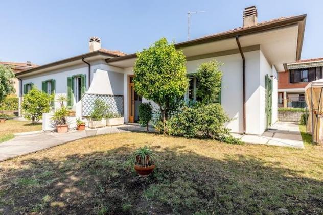 Villa in vendita a Marina di Carrara - Carrara 160 mq Rif: 1302532