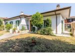 Villa in vendita a Marina di Carrara - Carrara 160 mq  Rif: 1302532