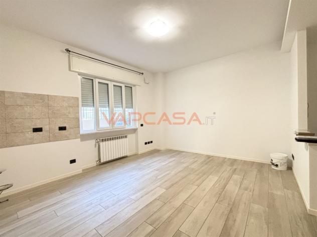 QUADRILOCALE CON DOPPI SERVIZI - Foto 5