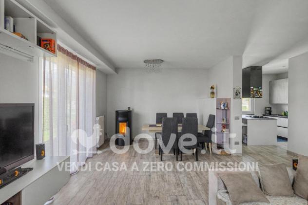 Villa di 110 m² con 3 locali e box auto doppio in vendita a Luino - Foto 9