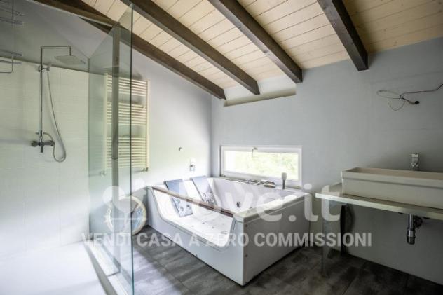Villa di 300 m² con più di 5 locali e box auto in vendita a Rancio Valcuvia - Foto 3