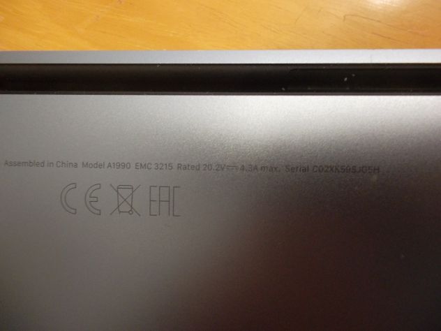 MACBOOK PRO RETINA  15 MODELLO A1990 DISPLAY ROTTO - Foto 9
