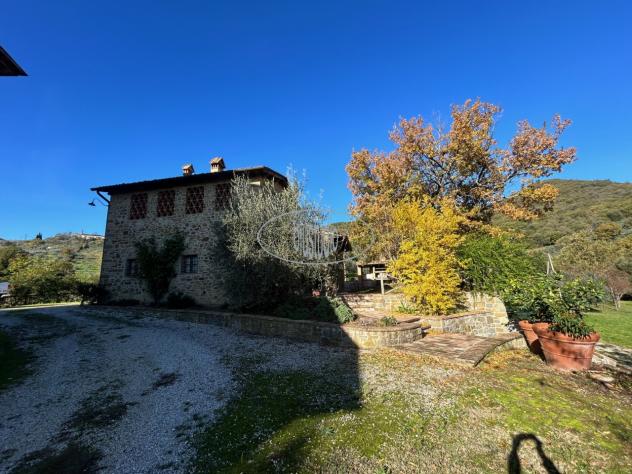 CASALE di 15 vani e di 491 mq (FIGLINE E INCISA VALDARNO - LOCALITA' BADIA MONTESCALARI) rif. V-2178 - Foto 6