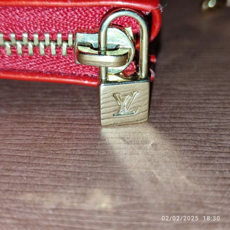 Pochette rossa in pelle Louis Vuitton - Foto 6