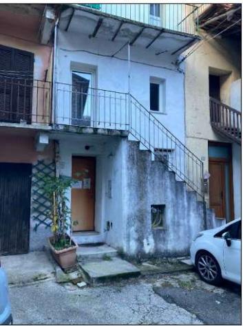 118/2024 U VA - Trilocale in asta a Besano - Foto 6