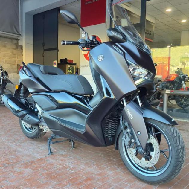 YAMAHA X-MAX 300 2026 rif. 24118101