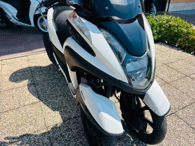 YAMAHA Tricity 155 TUTTO INCLUSO ANCHE PASSAGGIO! MINI RATE rif. 23999910 - Foto 4
