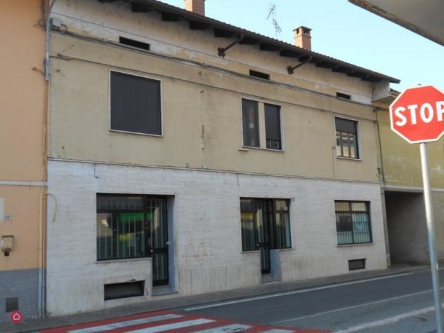 IMMOBILE COMMERCIALE di 3 vani e di 180 mq (CIGLIANO) rif. 035 - Foto 4