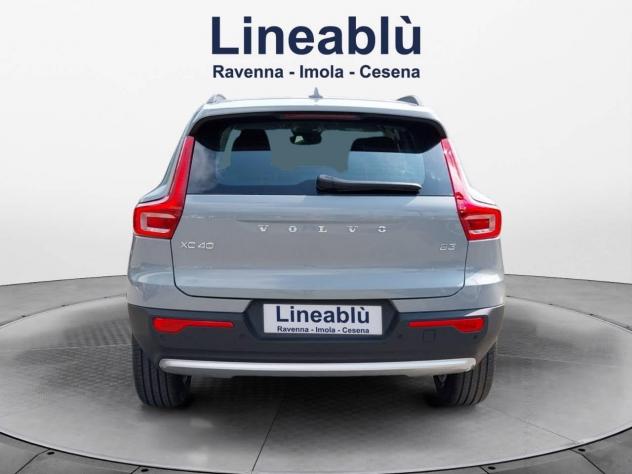 Volvo XC40 Essential B3 AUT - Foto 4