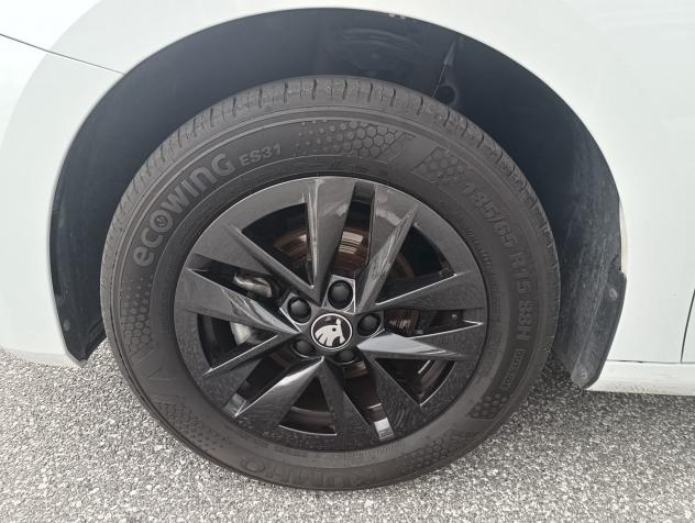 Škoda Fabia Fabia 1.0 mpi Young Edition 80cv *PREZZO REALE NON VINCOLATO A FINANZIAMENTO* - Foto 9