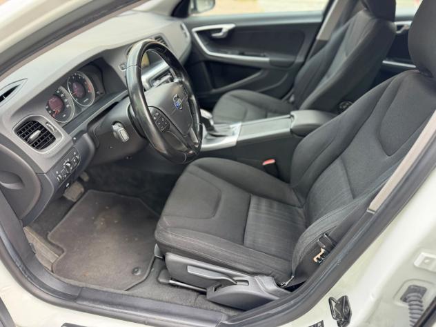 Volvo V60 D3 Kinetic - Foto 9