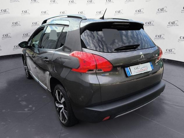 Peugeot 2008 PureTech Turbo 110 S&S Black Matt - Foto 8