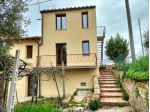 Appartamento 85 mq  in Vendita a Castiglione del Lago zona Macchie
