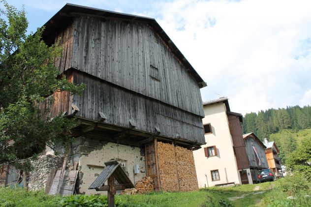 Complesso immobiliare a Colle Santa Lucia in ottima posizione - Foto 7