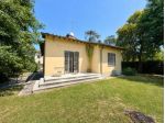 Villa in vendita a Lucca 320 mq  Rif: 1428647