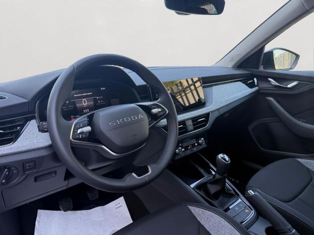 Škoda Kamiq 1.0 TSI Selection 70kW - Foto 8