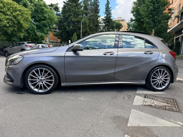 Mercedes A 180 d Auto Premium AMG Tetto Apribile - Foto 7