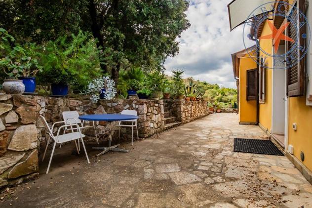 CAPOLIVERI - ELBA - VILLA CON DEPENDANCE E SPAZIO ESTERNO - Foto 9