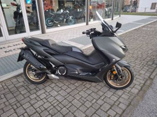 YAMAHA TMAX 560 TECH MAX 2026