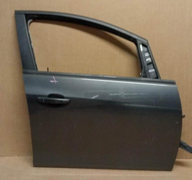 PORTA ANT.DX GRIGIO MEDIO MET. C/A. e S 999-U1297149 Carrozzeria Lamierati esterni Porte Porta ant. dx. OPEL - ASTRA J - 01-02-2010 - 01-08-2012, O