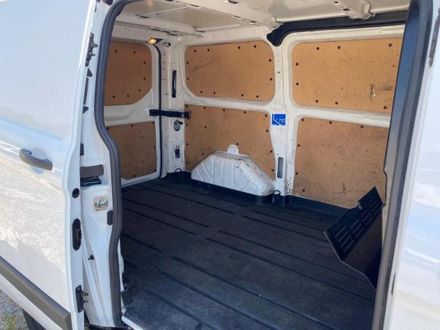 Ford Transit Custom transit custom 320 2.0 tdci 130cv Trend L1H1 E6.2 + IVA - Foto 9