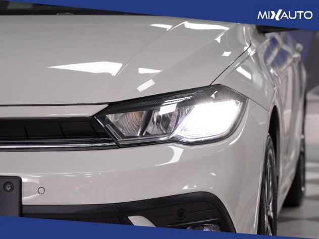 Volkswagen Polo 1.0 TSI Life 95CV - Foto 10