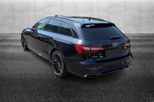 AUDI A4 Avant 35 TDI/163 CV S tronic S line edition rif. 24049485 - Foto 2