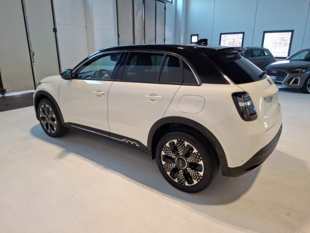 FIAT 600 (2023--) 600 Hybrid 110 CV DCT MHEV La Prima - Foto 4