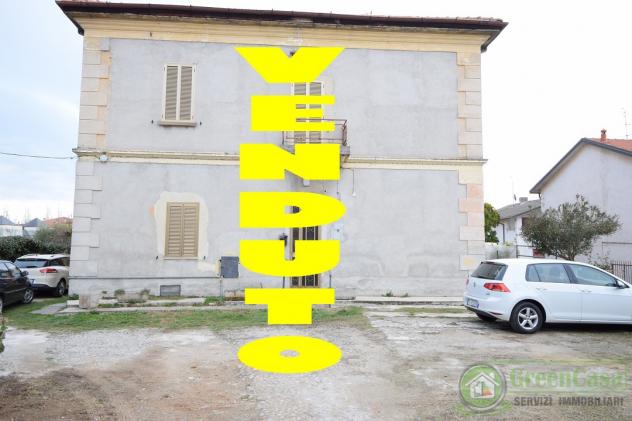 CASA INDIPENDENTE di 4 vani e di 150 mq (CAVENAGO DI BRIANZA) rif. IGC CASA INDIPENDENTE