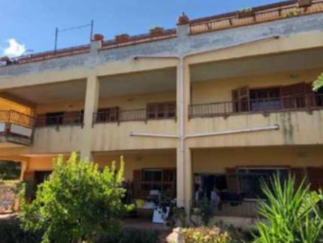 Immobile in asta di 291 m² con più di 5 locali e box auto in vendita a Palermo - Foto 3