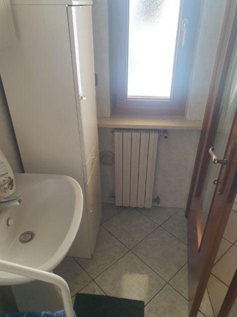 AFFITTASI UFFICIO DI 130 MQ IN PIAZZA CASAROLI - Foto 2