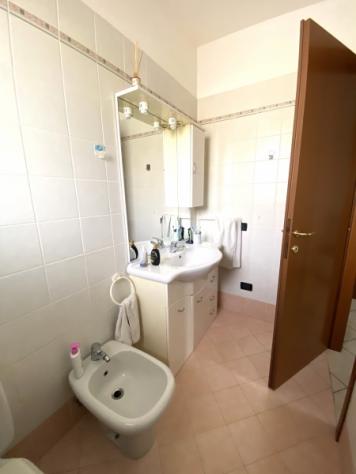 Trilocale arredato posto in zona residenziale. - Foto 7