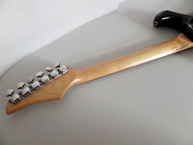 Chitarra elettrica anni 80 "Lead Star" da restaurare - Foto 8