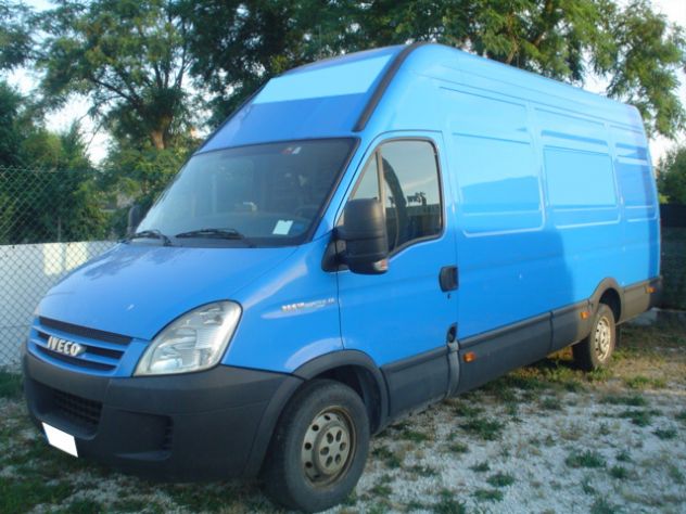 Iveco Daily IV 35S18 PL-TA Furgone - Foto 2