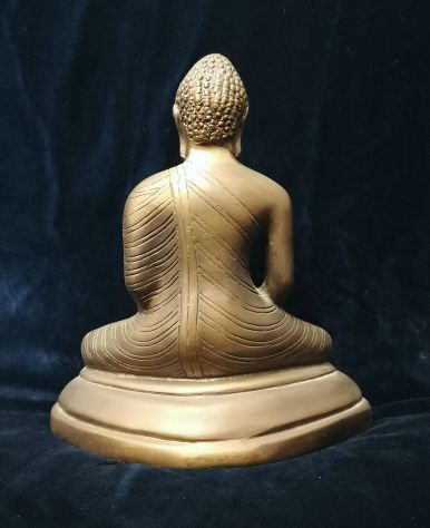 SCULTURA IN BRONZO RAFFIGURANTE IL BUDDHA IN MEDITAZIONE. INDIA/NEPAL, 1900. - Foto 4