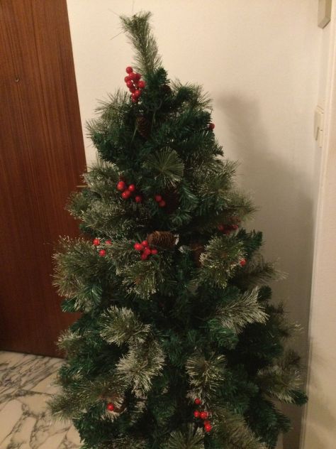 Albero di Natale in PVC con illuminazione LED. - Foto 3