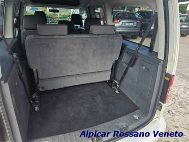 VOLKSWAGEN Caddy 2.0 TDI 140 CV 5p. Comfortline BlueMotion T. Maxi rif. 24043768 - Foto 9