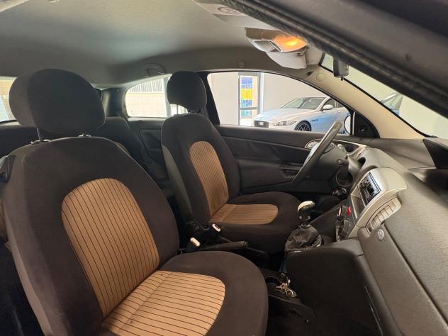 Lancia Ypsilon 1.2 benzina 60cv 2008 km 125000 - Foto 10