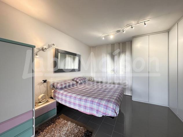 COCQUIO-TREVISAGO porzione di villa bifamiliare con giardino - Foto 11
