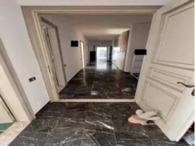 Immobile in asta di 221 m² con più di 5 locali e box auto in vendita a Rovigo - Foto 8