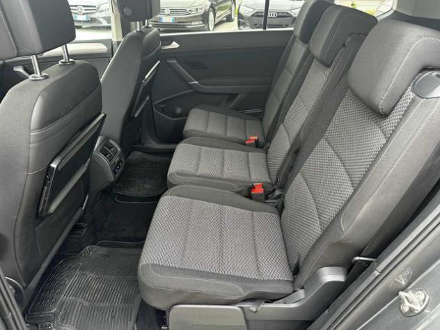 VOLKSWAGEN Touran 1.6 TDI 115 CV SCR DSG 7 POSTI Highline BlueMotion rif. 23135288 - Foto 10